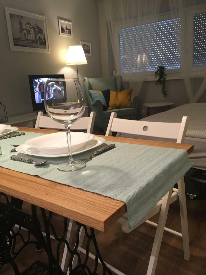 B&B Apartman Эгер Экстерьер фото
